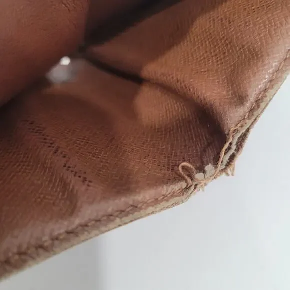 Vintage Louis Vuitton Men's LV Brown Bi-Fold Leather Wallet Monogram Card Bill - Picture 8 of 13